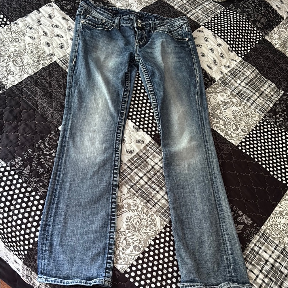 🌺 Vigoss "The Dallas" slim boot jeans.
